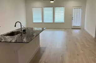 4906 Arvida Ln, Fresno, TX 77583 - Photo 6