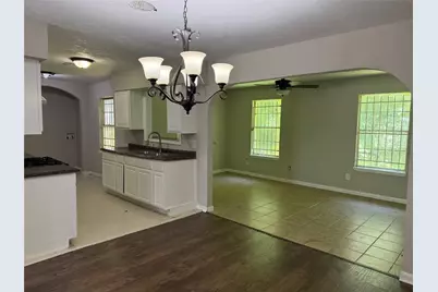 5535 Elmlawn Drive, Houston, TX 77033 - Photo 2