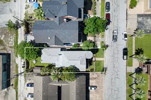 1911 Sealy St, Galveston, TX 77550 - Photo 40