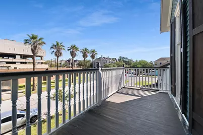 1911 Sealy Street, Galveston, TX 77550 - Photo 4