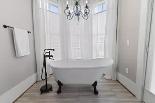 1911 Sealy St, Galveston, TX 77550 - Photo 20
