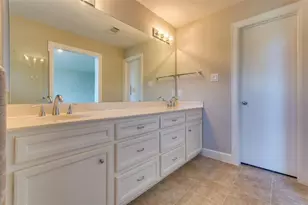 612 E 38th St, Houston, TX 77022 - Photo 18