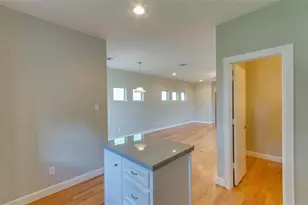 612 E 38th St, Houston, TX 77022 - Photo 12