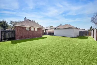 11309 Softbreeze Court, Pearland, TX 77584 - Photo 10