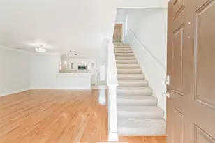 738 Redwing Pl Dr, Houston, TX 77009 - Photo 2