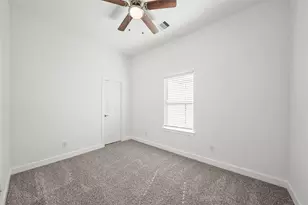 8447 Jutland Rd, Houston, TX 77033 - Photo 34