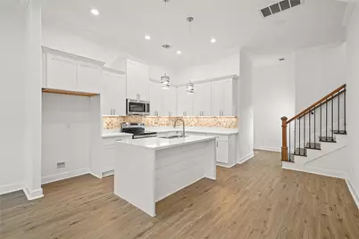 8447 Jutland Road, Houston, TX 77033 - Photo 12