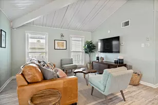 21922 Lampasas Dr, Galveston, TX 77554 - Photo 4