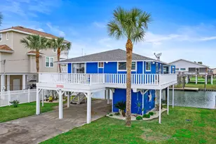 21922 Lampasas Dr, Galveston, TX 77554 - Photo 1