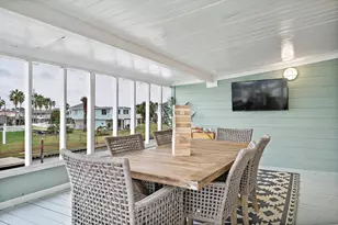 21922 Lampasas Dr, Galveston, TX 77554 - Photo 12