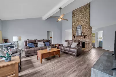 3138 Wagon Trail Drive, Sugar Land, TX 77479 - Photo 4