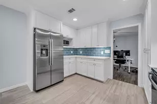 3138 Wagon Trail Dr, Sugar Land, TX 77479 - Photo 8