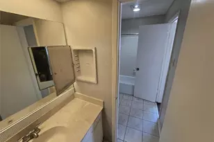 7045 Chasewood Dr, Houston, TX 77489 - Photo 10