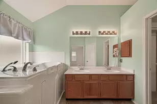 602 W Larkspur Cir, Pearland, TX 77584 - Photo 32