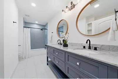 10714 Cranbrook Road, Houston, TX 77042 - Photo 30