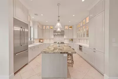 2221 Welch Street #401, Houston, TX 77019 - Photo 6