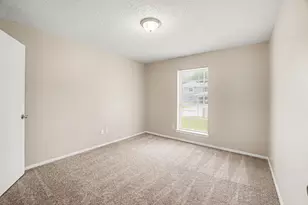 10419 Gulfstream Ln, Sugar Land, TX 77498 - Photo 14