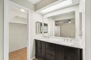 10419 Gulfstream Ln, Sugar Land, TX 77498 - Photo 10