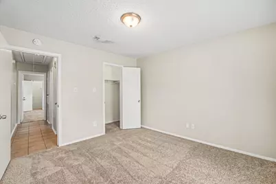10419 Gulfstream Lane, Sugar Land, TX 77498 - Photo 12
