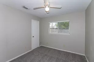 6527 La Violetta Dr, Houston, TX 77083 - Photo 12