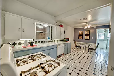 615 McIntosh Street, Houston, TX 77009 - Photo 16