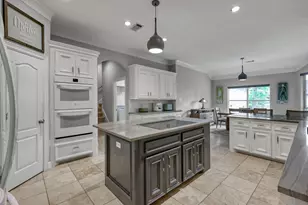 221 Edgewood Dr, Montgomery, TX 77356 - Photo 14