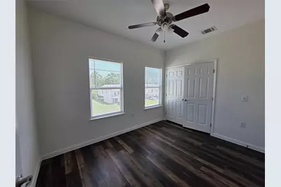 6210 Lacey Oak Drive, Hitchcock, TX 77563 - Photo 8