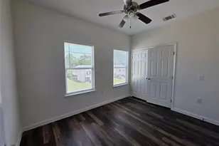 6210 Lacey Oak Dr, Hitchcock, TX 77563 - Photo 8