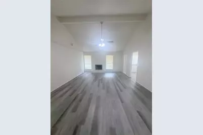 8119 Knightwood Forest Drive, Houston, TX 77088 - Photo 10