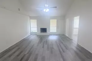 8119 Knightwood Forest Dr, Houston, TX 77088 - Photo 10