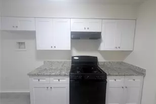 8119 Knightwood Forest Dr, Houston, TX 77088 - Photo 14