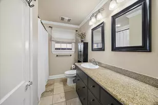 1221 Aurora St, Houston, TX 77009 - Photo 8
