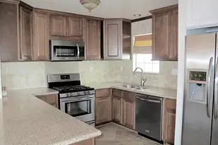 1221 Aurora St, Houston, TX 77009 - Photo 2