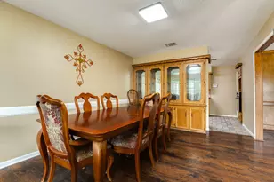 108 Laurel Valley Dr, West Columbia, TX 77486 - Photo 10
