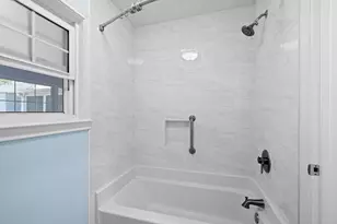 18002 Bambridge Dr NW, Houston, TX 77090 - Photo 32