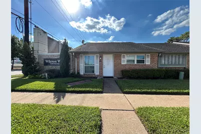 202 W Tri Oaks Ln #202, Houston, TX 77043 - Photo 1