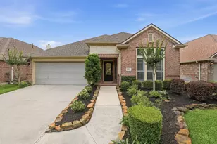 26925 Merlot River Dr, Kingwood, TX 77339 - Photo 2