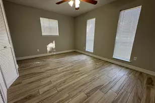 207 Brigadoon, Friendswood, TX 77546 - Photo 6
