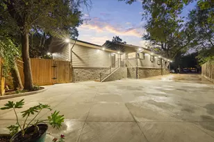 5 Tree Frog Dr, Houston, TX 77074 - Photo 24
