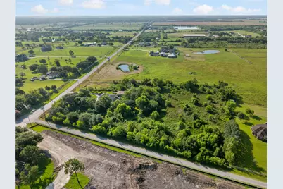 5152 Mustang Road, Alvin, TX 77511 - Photo 22