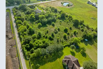 5152 Mustang Road, Alvin, TX 77511 - Photo 8