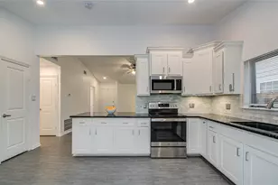 16 N Circlewood Glen, The Woodlands, TX 77381 - Photo 16