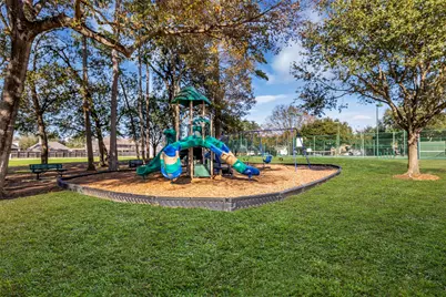 11811 Lakewood Crossing Drive, Tomball, TX 77377 - Photo 4