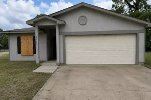 8020 Lavender St, Houston, TX 77016 - Photo 1