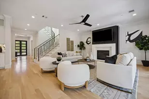 3817 Aberdeen Way, Houston, TX 77025 - Photo 8