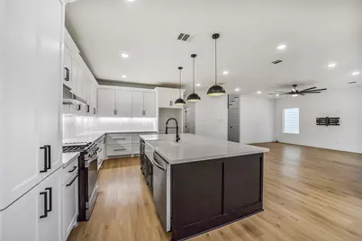 514 Melbourne Street #B, Houston, TX 77022 - Photo 26