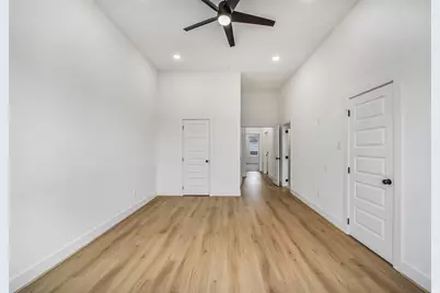 514 Melbourne Street #B, Houston, TX 77022 - Photo 32