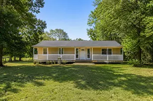 31 Elendor Dr, Cleveland, TX 77328 - Photo 2