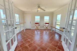 23 Kingfish Ln, Freeport, TX 77541 - Photo 14
