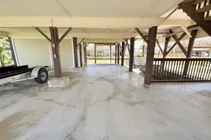23 Kingfish Ln, Freeport, TX 77541 - Photo 26